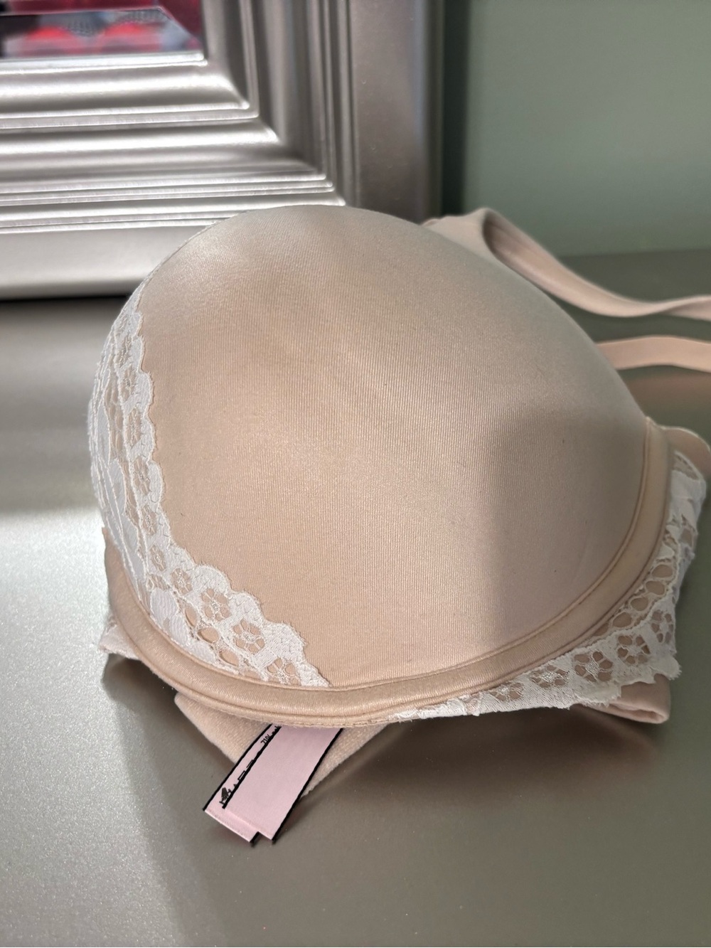 Victoria's Secret Light Nude Lace Trim Push-Up Bra